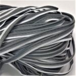 Detalhe da costura cordão vivo refletivo prata