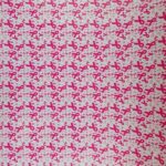 Detalhes do filme de recorte com estampa do outubro rosa