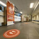 vinil para laminação de piso aplicado sobre marcação orientativa