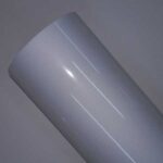 detalhe do rolo de foil refletivo branco gelo